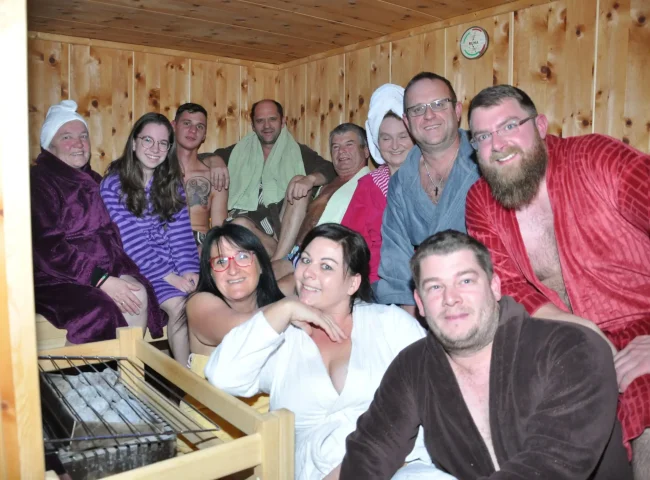Gruppenfoto_Sauna